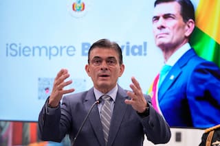 Presidente de Bolivia da un cambio de timón y cambia al ministro de Hidrocarburos