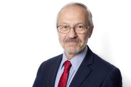 Presidente de la Asamblea Legislativa de las islas, a Barry Elsby