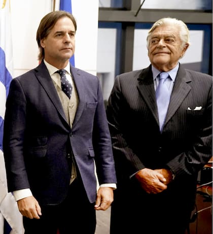 Presidente y expresidente de Uruguay: hijo y padre