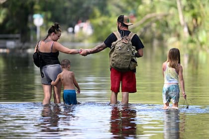 Préstamos por desempleo a causa de un desastre natural (AP Foto/Phelan M. Ebenhack)