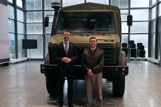 El Ejército le compró a Mercedes Benz 64 camiones 4×4 Unimog U4000