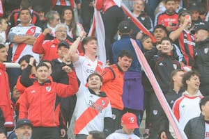 River vs. Belgrano: el estadio Mario Kempes va tomando color para la gran definición del Apertura