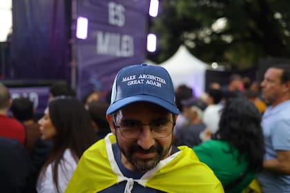 Previa del acto de cierre de Adorni, en la Plaza Mitre