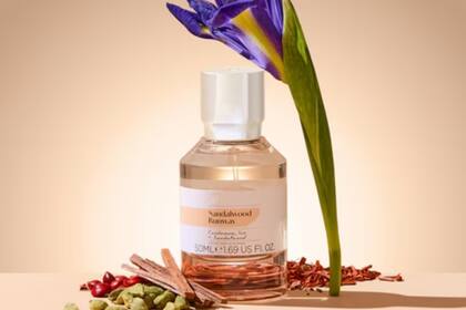 Primark también ofrece perfumes que imitan perfiles de lujo por poco más de US$10, bajo la línea PS… Pro Eau de Parfum