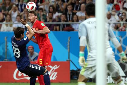 Primer gol de Bélgica de Jan Vertonghen