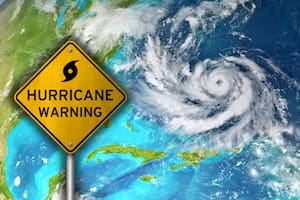 Primera onda tropical del 2025 se forma antes de temporada: emergió en África el 18 de mayo según el NHC