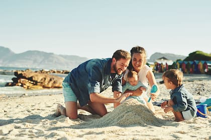 "Es súper llamativo que las personas cuyo propósito de vida es cuidar de su familia, cuidar de su tribu, tanto a nivel emocional, nutritivo, como financiero, son las personas que más tiempo viven", dice Pruimboom
