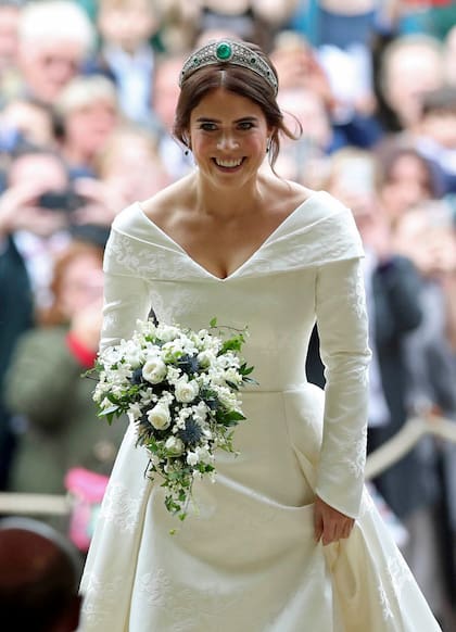 En el bouquet de Eugenia fueron incluidas ramitas de mirto, un símbolo de amor. Todas las novias reales siguen esta tradición que comenzó la Reina Victoria en su boda, en 1858.