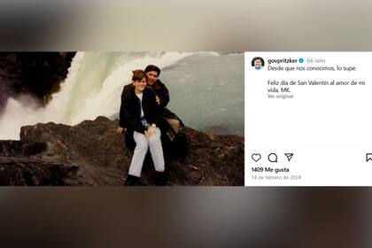 Pritzker también felicitó el Día de San Valentín a la madre de sus dos hijos