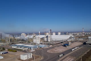 Como Nutrien, YPF también vendió su parte en Profertil y la mayor empresa de fertilizantes tiene nuevos dueños