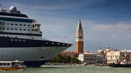 Prohibir los cruceros en Venecia fue un golpe duro para las navieras que van a Italia