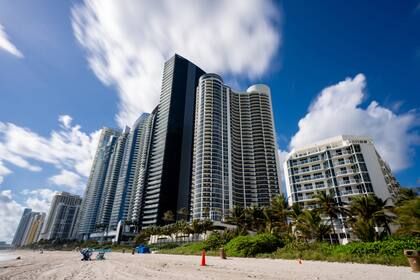Propiedades en Miami y las ventajas de su cercanía a la playa y los centros comerciales