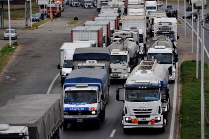 Los camioneros piden un protocolo unificado en las provincias por el coronavrius