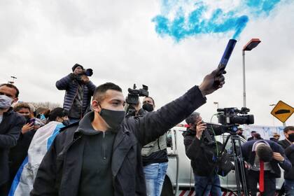Protesta de la policía bonaerense en el Puente 12, en La Matanza