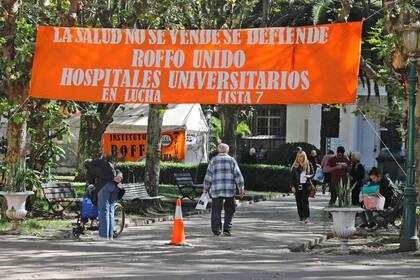 Protesta en el hospital universitario Instituto de Oncología "Ángel H. Roffo"