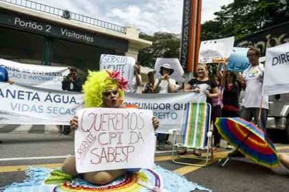 Protesta por el agua: los brasileños expresan de diferentes formas su angustia ante la sequía.