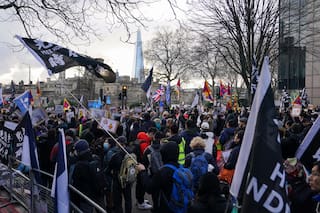 Protestan contra planeada "megaembajada" de China en Reino Unido ante plazo decisivo