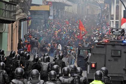 Hubo duros cruces entre la policía y los manifestantes