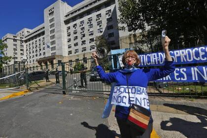 Los autoconvocados que apoyan al policía Chocobar
