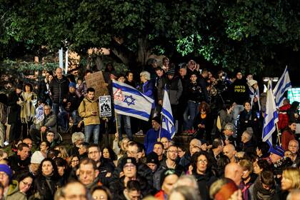 Protestas en Tel Aviv en reclamo de la liberación de rehenes en Gaza. ( AHMAD GHARABLI / AFP)
