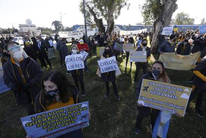 Protestas por el cierre del aeropuerto de El Palomar