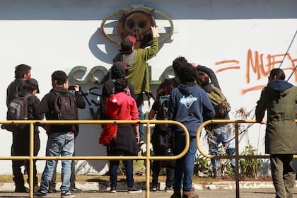 Protestas por la contaminación ambiental en Quinteros, a 170 km de Santiago