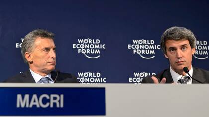 Proyectan más inflación que la que prevé Macri