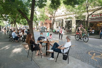 Calle Echeverria entre Conde y Freire en la zona de Plaza Castelli en Belgrano R