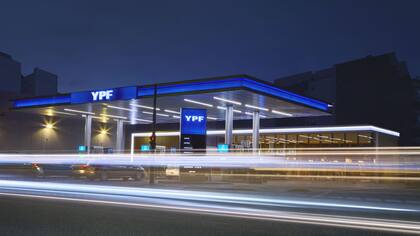 Pruebas en dinamómetros confirman que INFINIA mejora el rendimiento en motores modernos.