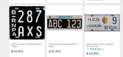 Publicación en línea donde se ofrecían chapas ilegales con precios visibles, parte de la evidencia digital incorporada a la causa.