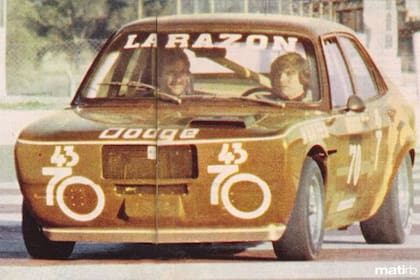 La marca 43/70 nació en la década del 60 y rápidamente se volvió muy popular auspiciando a las carreras de autos