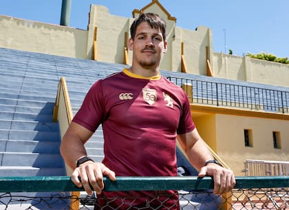 "Puede que tengamos menos presión. Es un año en que construimos de menor a mayor y no se habló mucho de Newman", cree Marguery, que posa en la clásica tribuna grande de la Catedral.