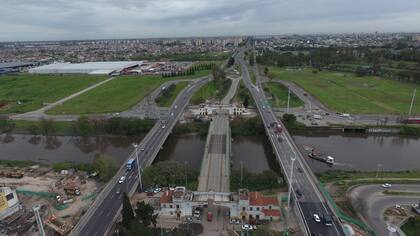 Puente La Noria: el viaducto terminó con el colapso del tránsito, por allí circulan 75.000 vehículos por día
