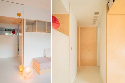 Puertas que parecen tabiques: toman la altura de total del departamento.