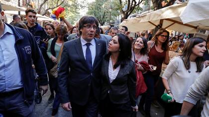 Lo esperaban en la Generalitat, pero Carles Puigdemont viajó a Bélgica
