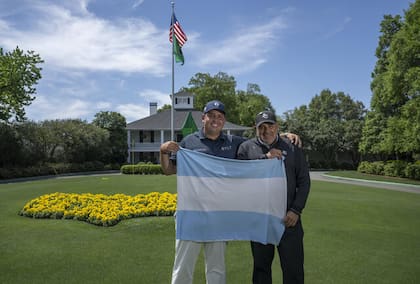Pulcini y Angel Cabrera, unidos por los colores de la bandera argentina