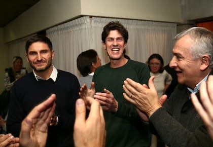 Pullaro, Lousteau y Morales festejan el triunfo