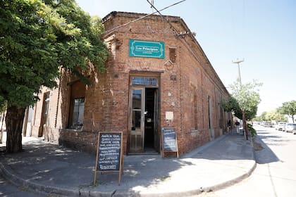 La esquina histórica que ocupa Los Principios, en San Antonio de Areco