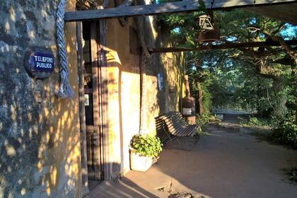 La pulpería Isla Soledad está en La Delfina, un paraje de 20 habitantes