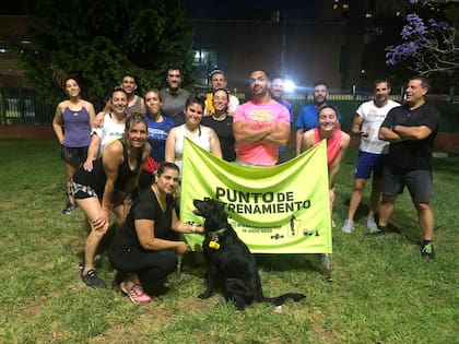 Punto de Entrenamiento es el grupo de alumnos que lidera Federico y donde los alumnos pueden asistir con sus perros.