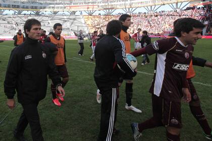 Punto final a la ilusión de Lanús en La Plata