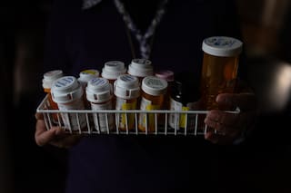 Puntos clave de investigación de AP-KFF sobre alegatos de negligencia médica a detenidos por el Ice