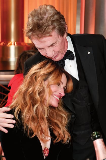 Pura ternura en una postal con Martin Short