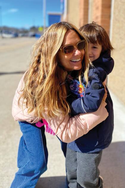 Puro amor con su nieto Ernestito.