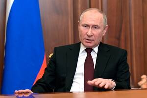 Putin reconoció la independencia de las dos regiones separatistas del este de Ucrania