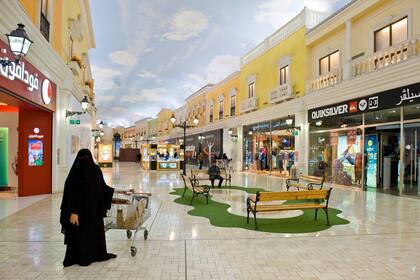 Qatar. Doha. Centro Comercial Villaggio inspirado en Venecia