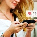 Qué es el “toe dipping”, la tendencia en relaciones que es furor en redes sociales