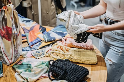 ¿Qué hacer con la ropa que ya no usas?: sigue estas opciones para reutilizar y reciclar.