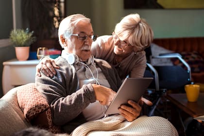 ¿Qué hacer para vivir una vida más larga y feliz? “Cuidar las relaciones”, afirma el Dr. Robert Waldinger, profesor de psiquiatría en la Facultad de Medicina de Harvard