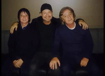 "Que hermoso encontrarme con mis amigos de la vida, Jorgito y Jorge González. Ir a comer a Pizza Cero o a Morena, me hacen recordar tantos años compartidos", posteó Marcelo Tinelli en 2017